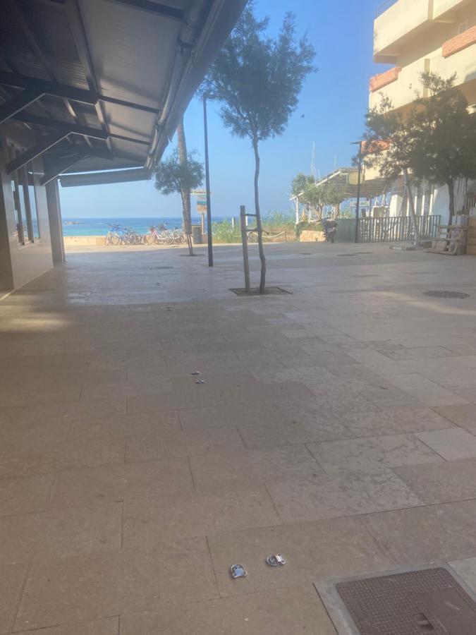 Appartement A 2 Passi Dal Mare! à Es Pujols Extérieur photo